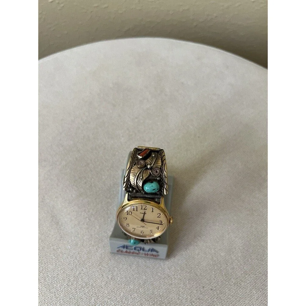 VTG TIMEX 12K TURQUOISE WATCH BAND FLORAL WATER RESISTANT BASE METAL BEZEL